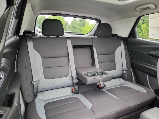 New 2026 Chevrolet TrailBlazer LT w/ Convenience Package FWD image 17