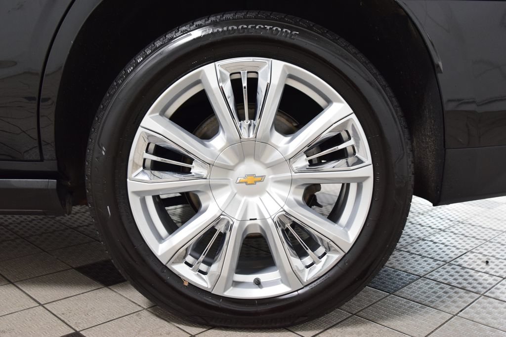 Used 2023 Chevrolet Tahoe High Country AWD/4WD image 27