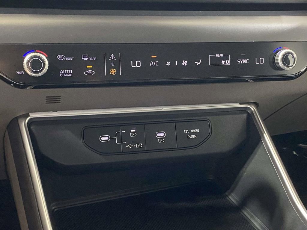 New 2026 Kia Carnival image 28