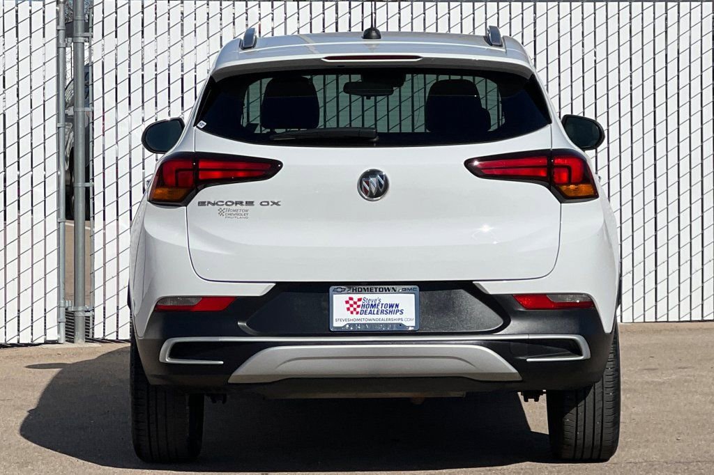 Used 2023 Buick Encore GX Select image 5