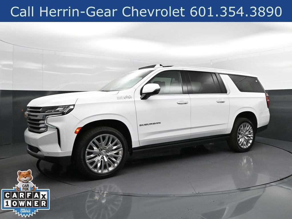 Used 2023 Chevrolet Suburban High Country image 3