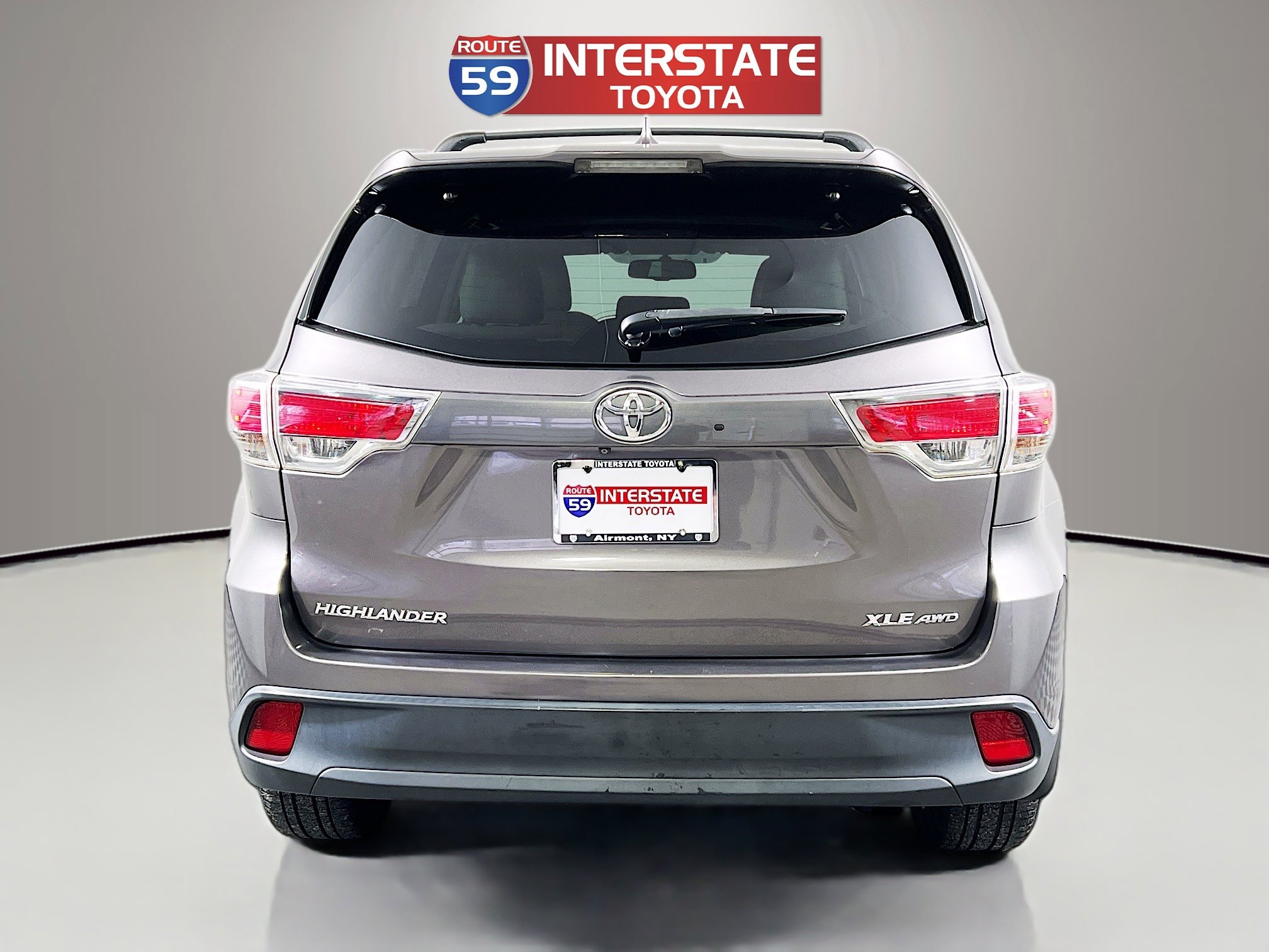 Used 2015 Toyota Highlander XLE image 6