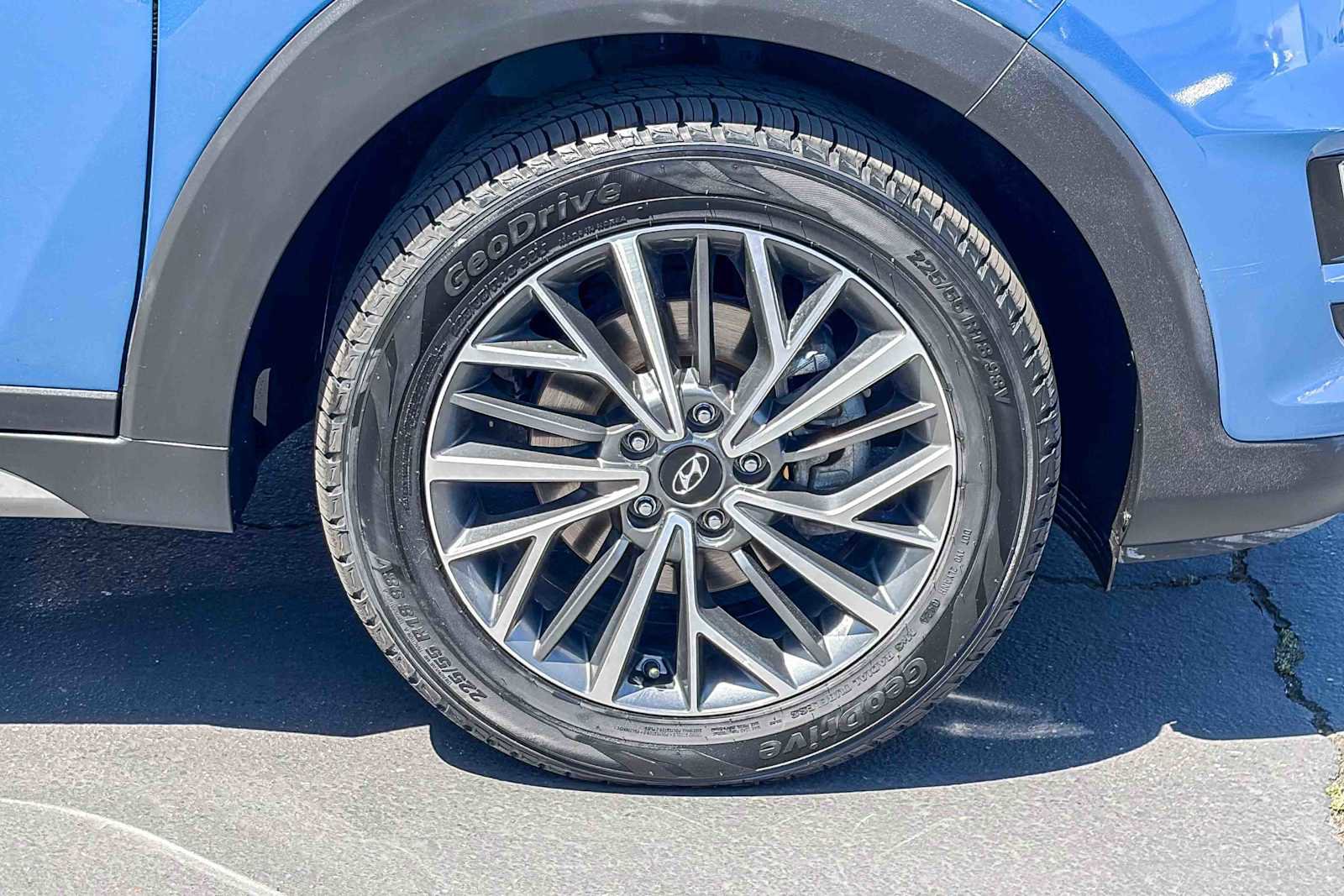 Used 2020 Hyundai Tucson Ultimate w/ Cargo Package AWD/4WD image 9