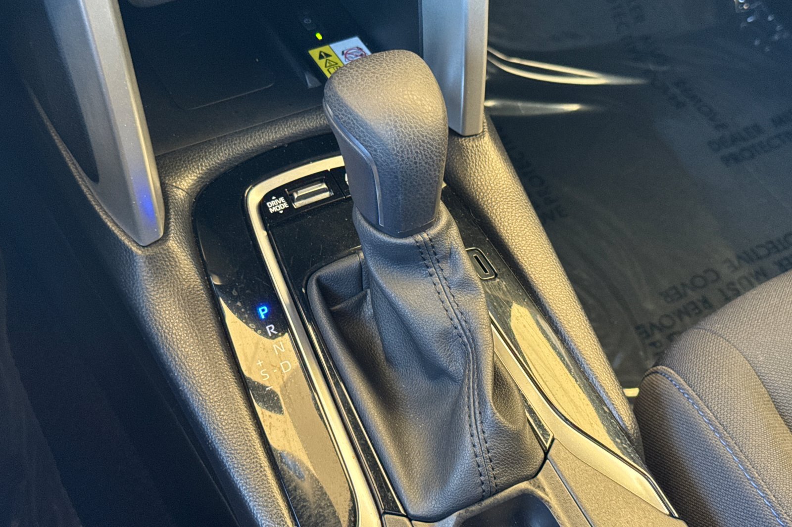 Used 2023 Toyota Corolla Cross AWD Hybrid image 24