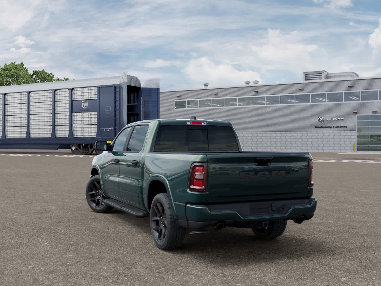 New 2027 RAM 1500 Laramie AWD/4WD image 3
