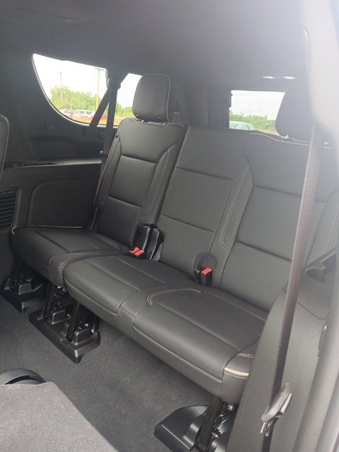 New 2025 Chevrolet Suburban Premier image 20