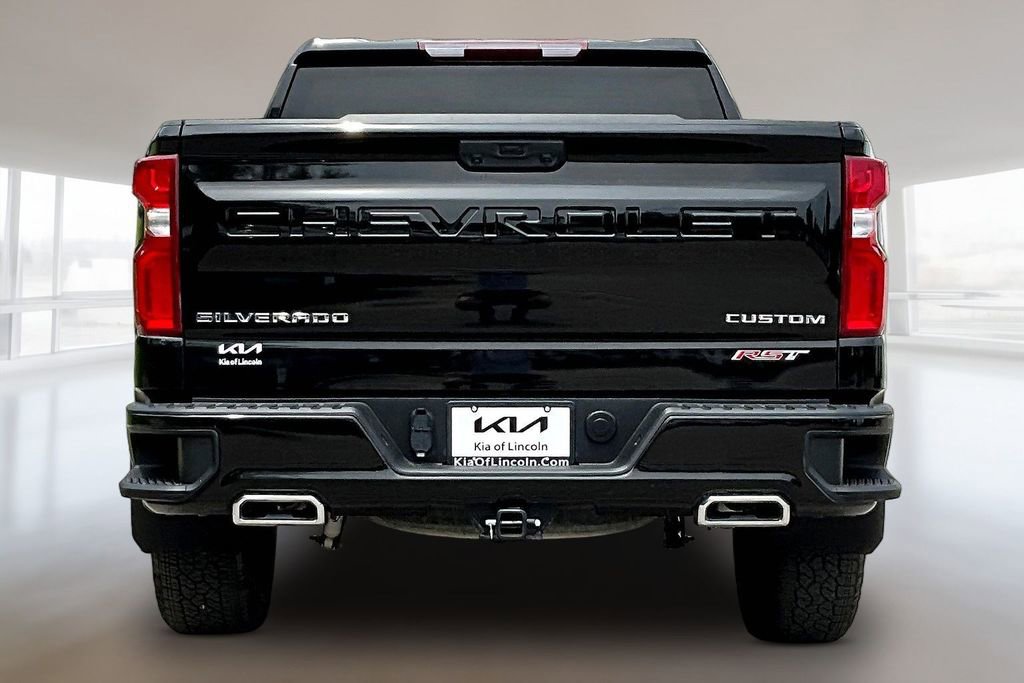 Used 2023 Chevrolet Silverado 1500 RST AWD/4WD image 5
