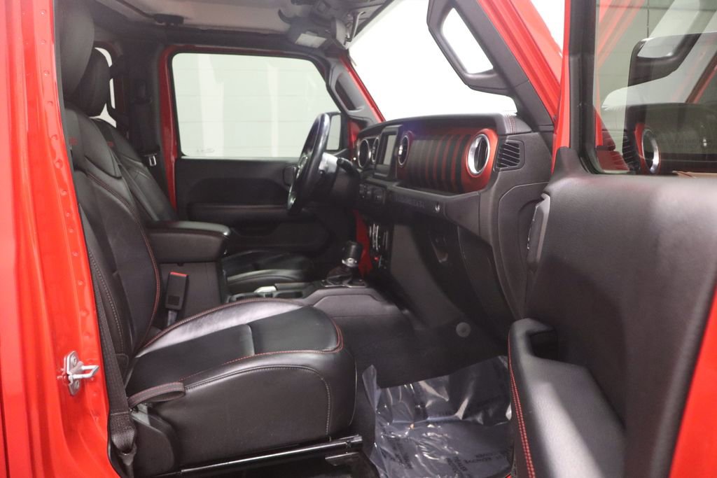 Certified 2018 Jeep Wrangler Unlimited Rubicon w/ Safety Group image 15