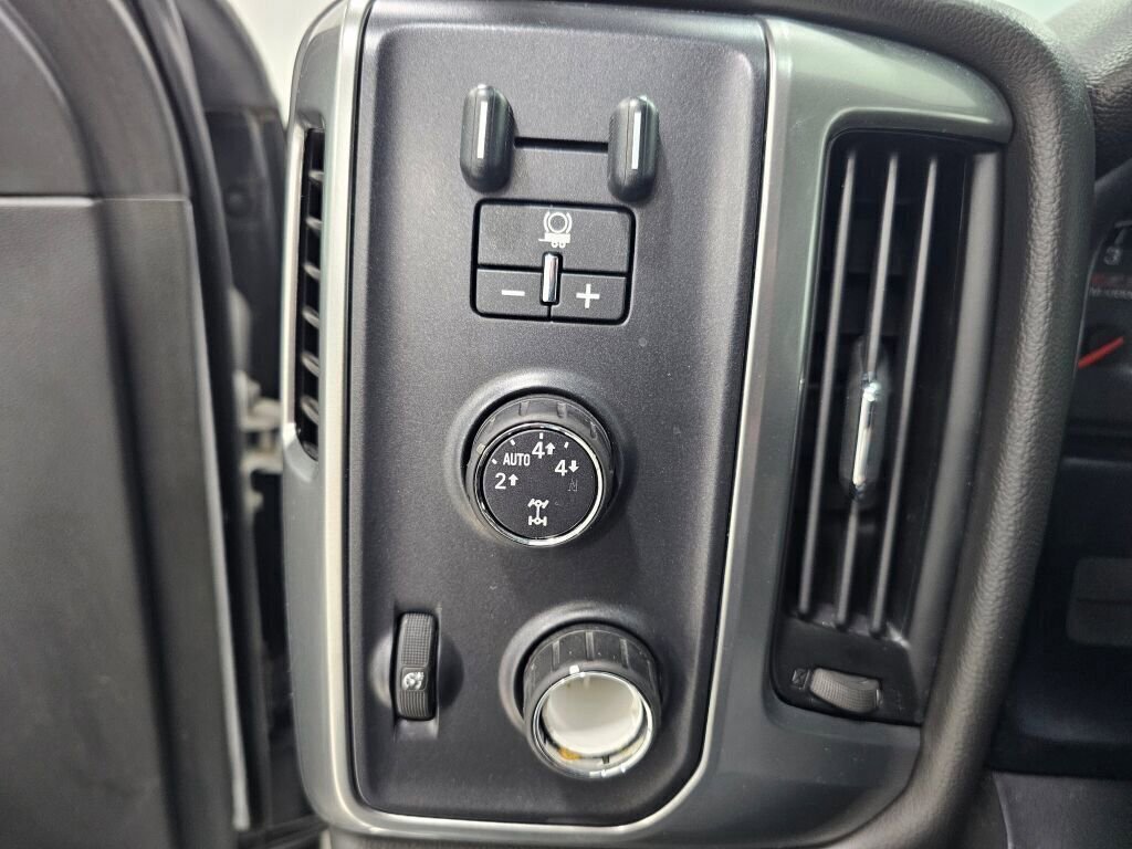 Used 2014 Chevrolet Silverado 1500 LT w/ All Star Edition AWD/4WD image 39