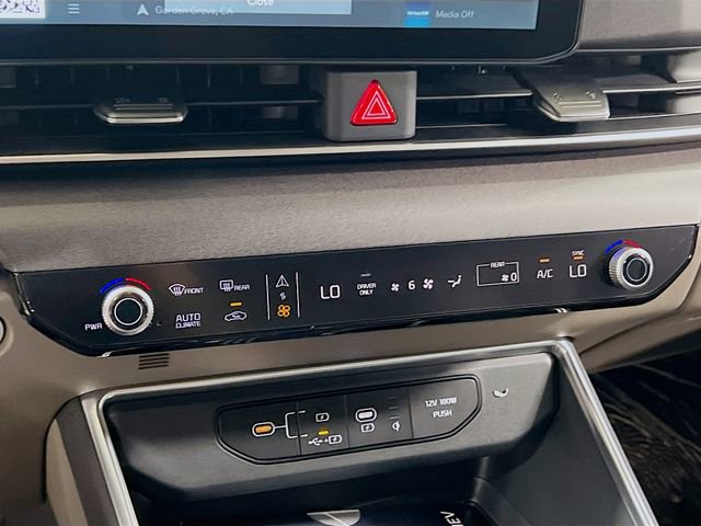 New 2026 Kia Carnival SX image 16