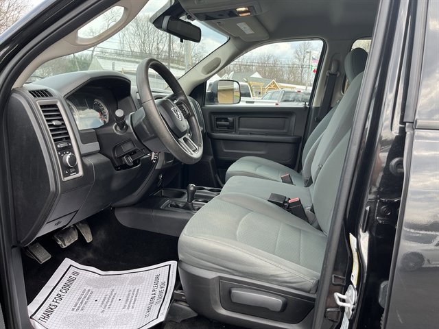 Used 2016 RAM 3500 Tradesman w/ Chrome Appearance Group image 17