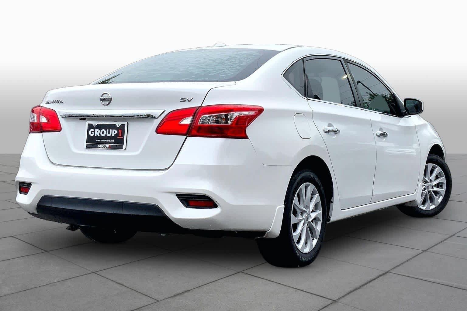 Used 2018 Nissan Sentra SV FWD image 11