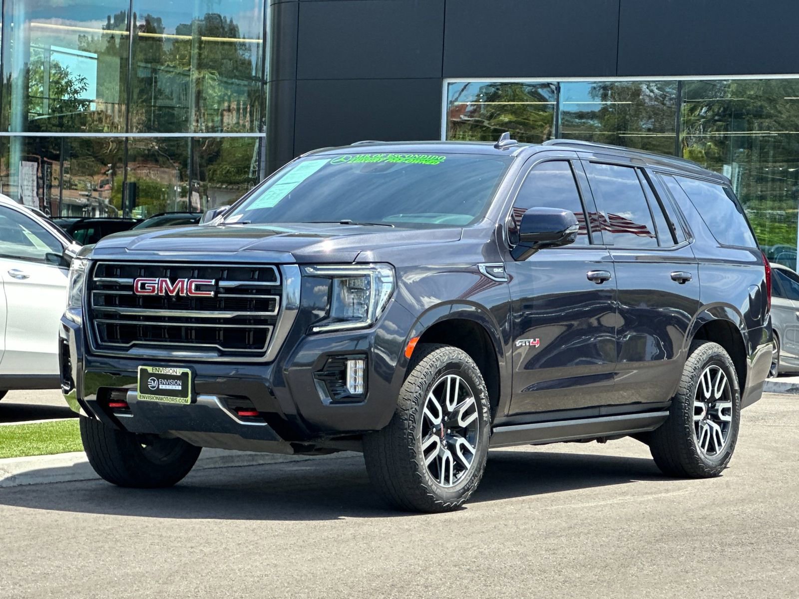 Used 2023 GMC Yukon AT4 w/ AT4 Premium Plus Package AWD/4WD image 7