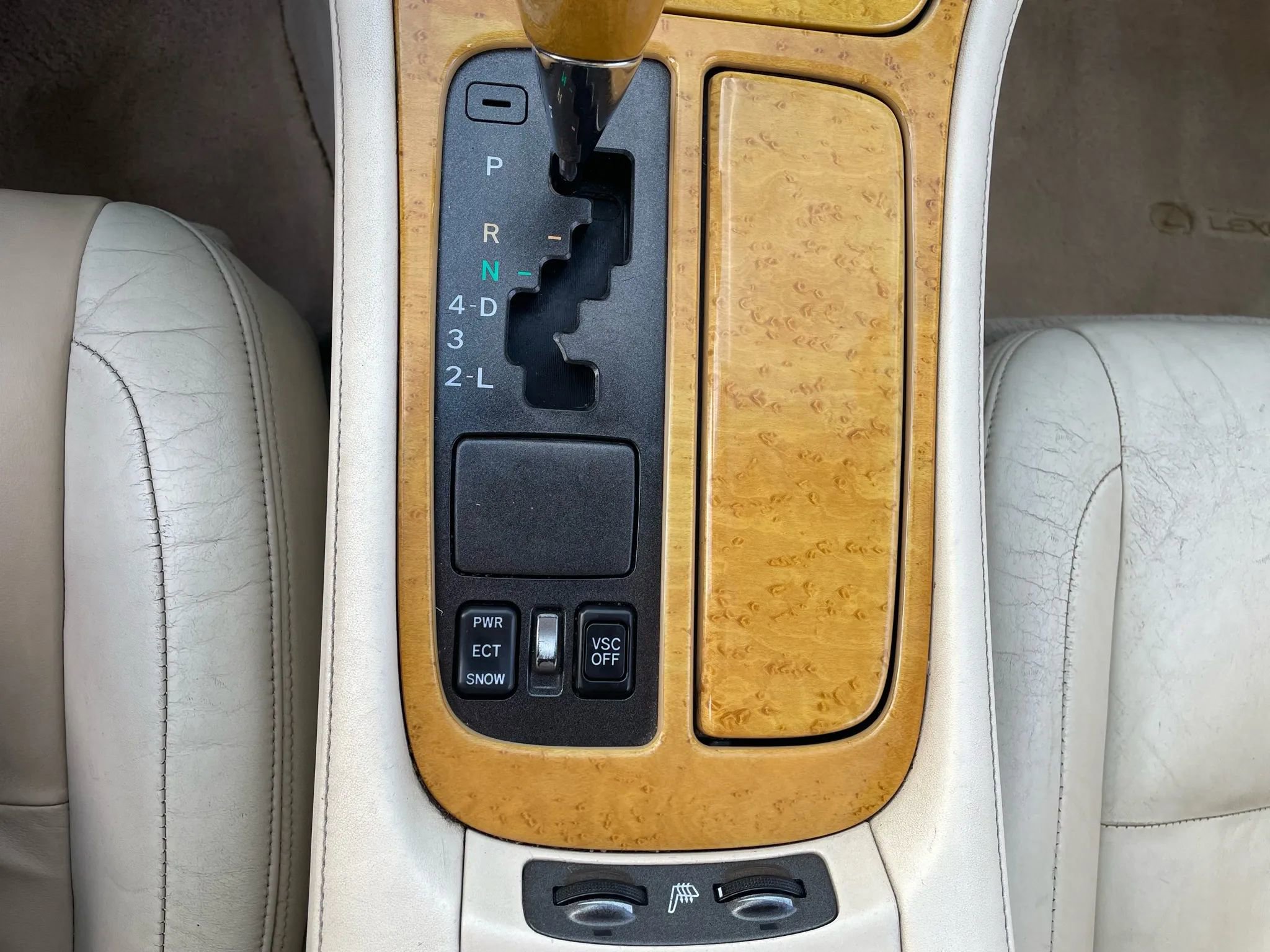 Used 2005 Lexus SC 430 Convertible image 17