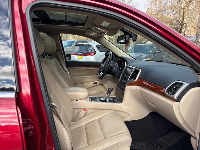 Used 2012 Jeep Grand Cherokee Limited w/ Trailer Tow Group IV image 39