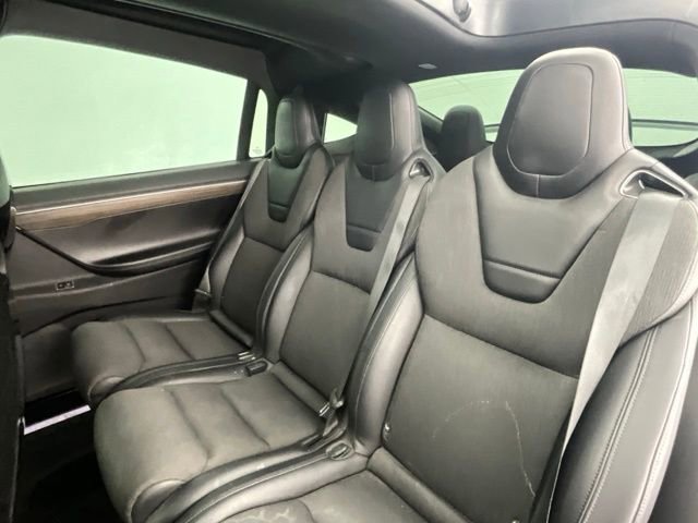 Used 2016 Tesla Model X 90D image 7
