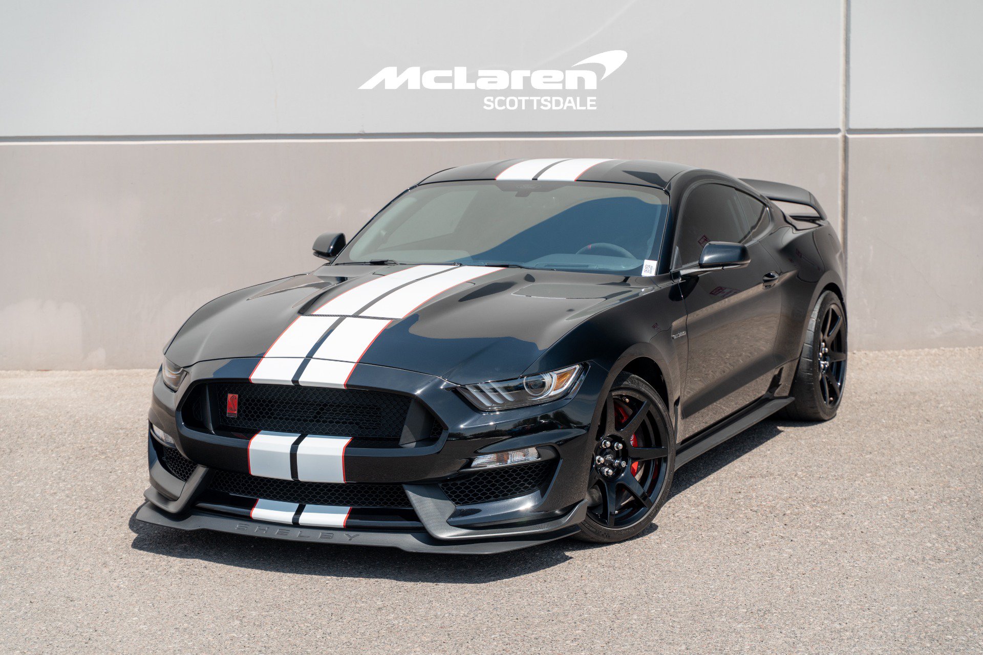 Used 2019 Ford Mustang Shelby GT350R w/ GT350R Equipment Group 920A RWD image 1