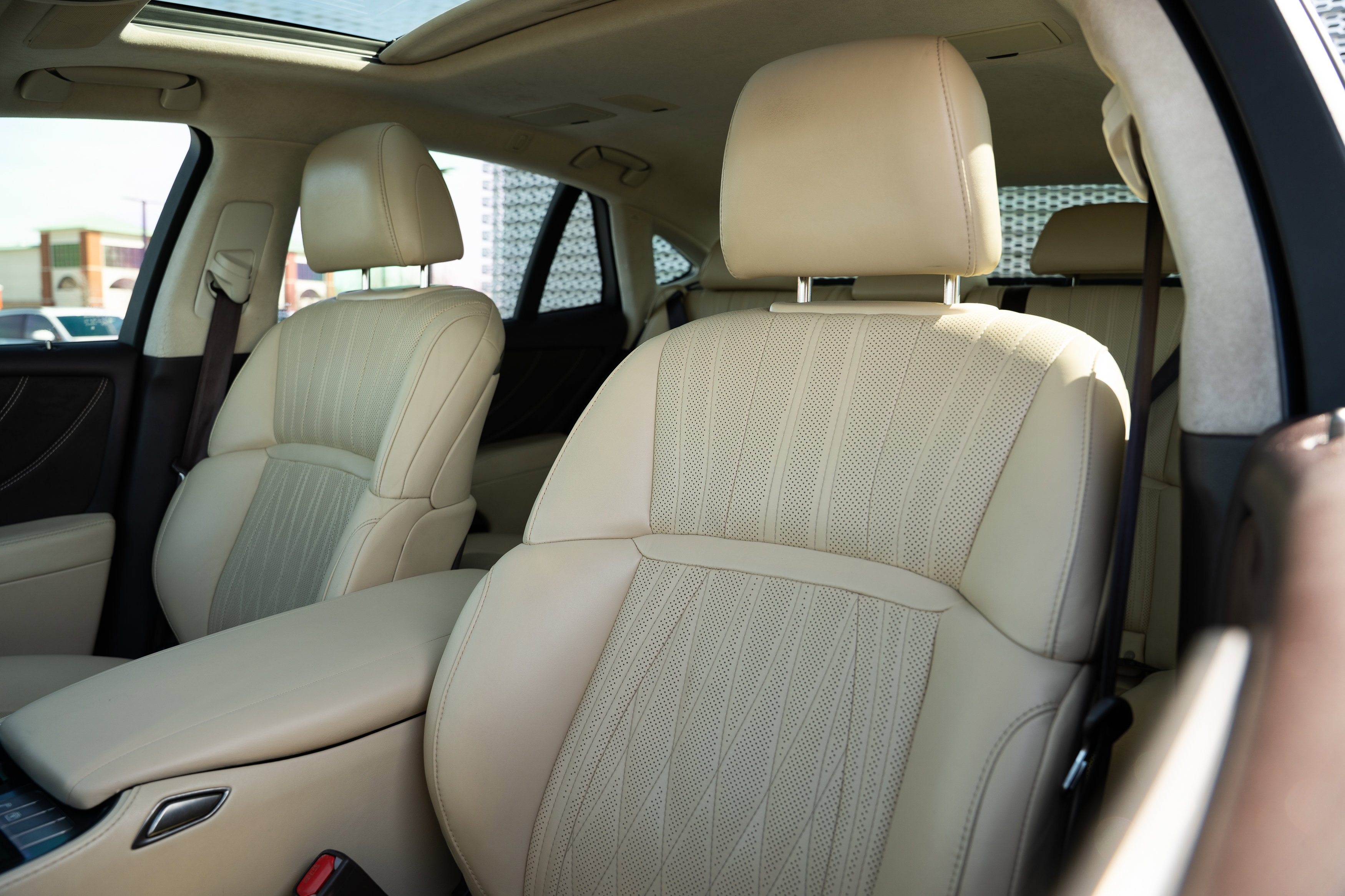 Used 2018 Lexus LS 500 AWD w/ Interior Upgrade Package image 23