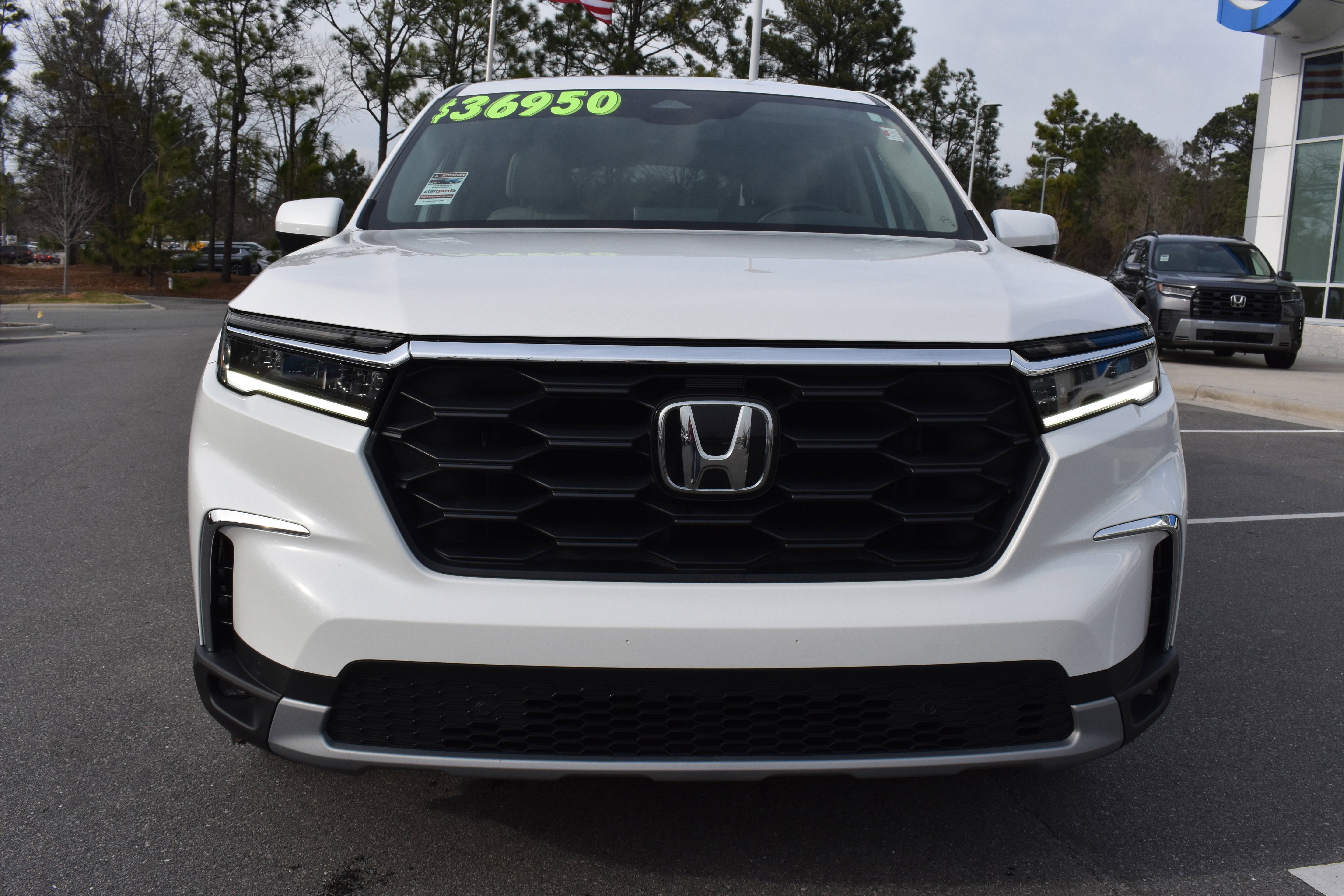 Certified 2023 Honda Pilot EX-L image 4