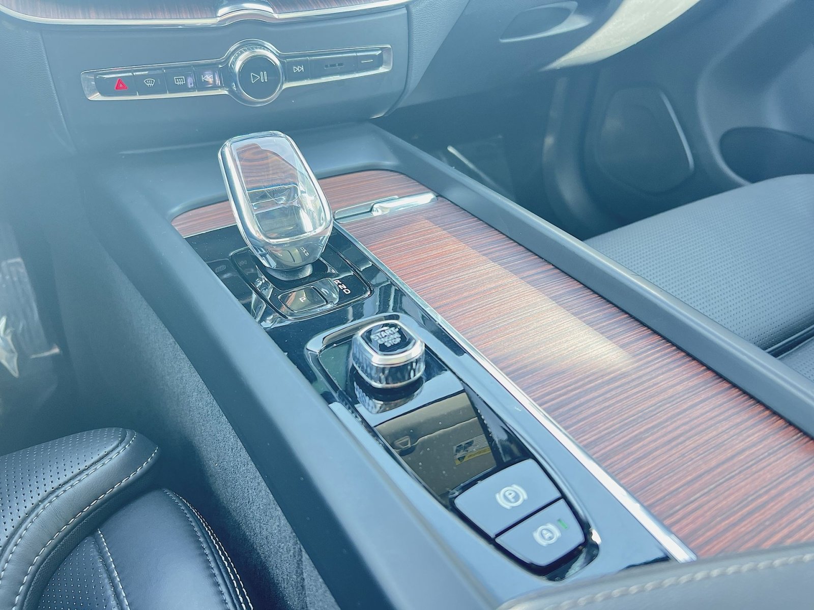 Certified 2023 Volvo XC60 B6 Ultimate image 22