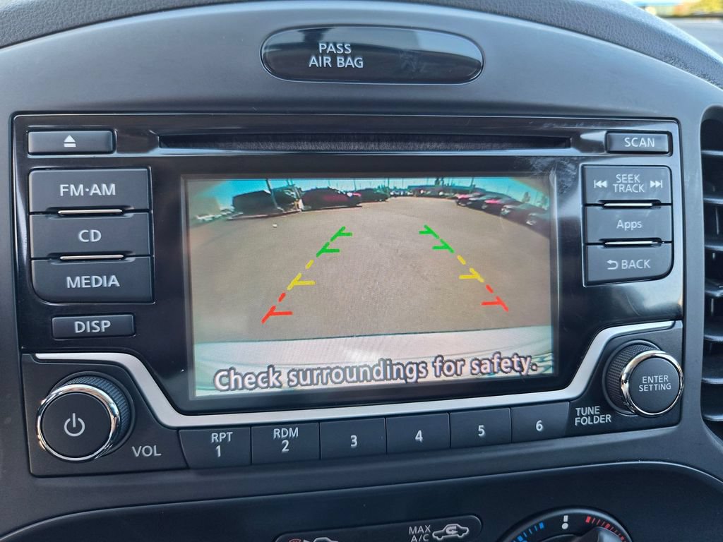 Used 2016 Nissan Juke S FWD image 10