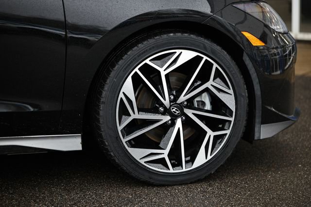 Used 2024 Hyundai Ioniq 6 SEL image 4