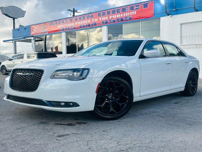 Used 2019 Chrysler 300 S