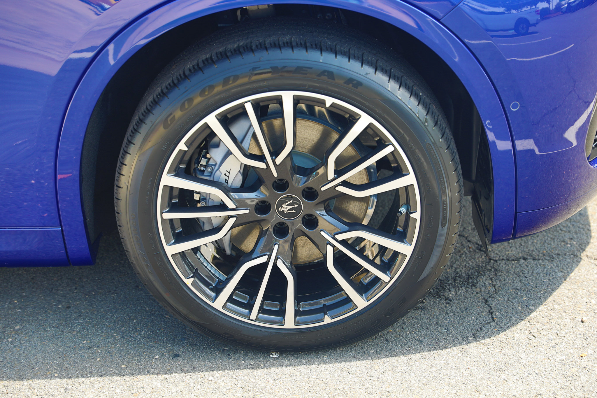 Used 2024 Maserati Grecale GT AWD/4WD image 12