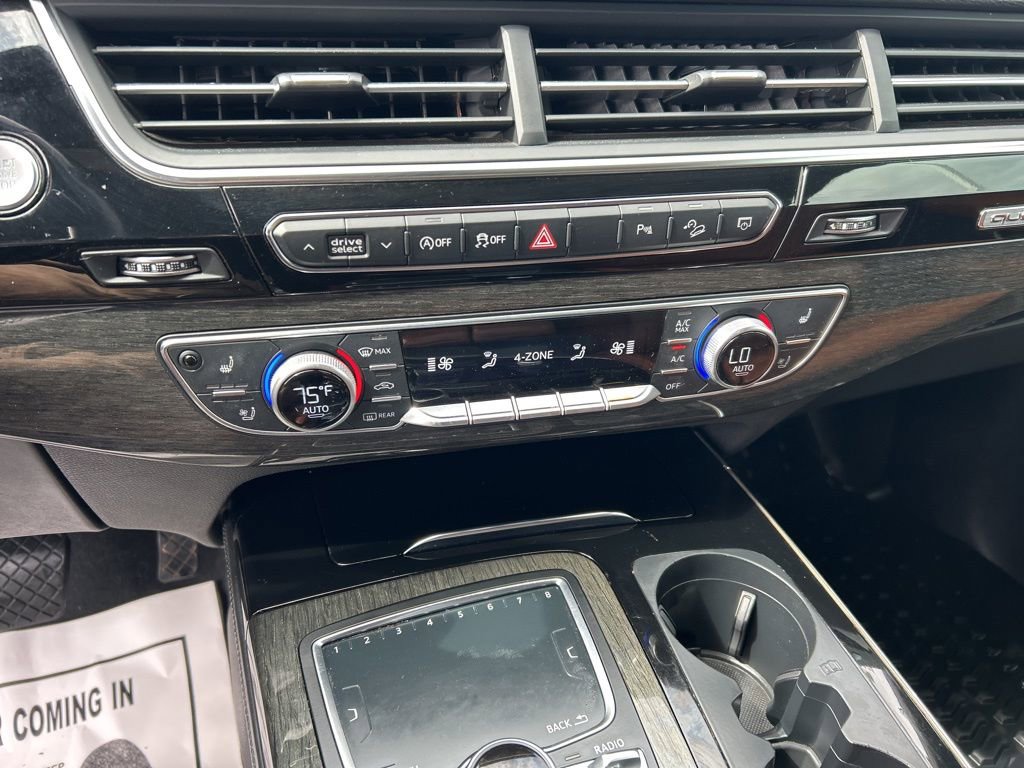 Used 2018 Audi Q7 3.0T Prestige image 13
