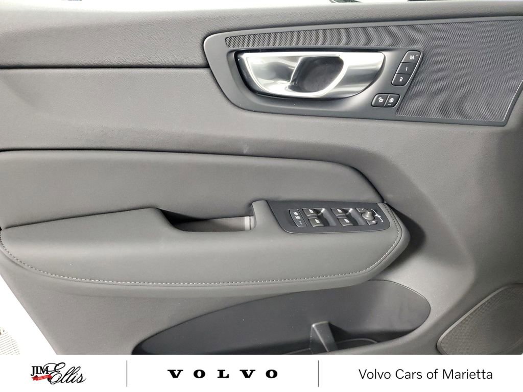 New 2026 Volvo XC60 B5 Plus w/ Protection Package Premier image 19