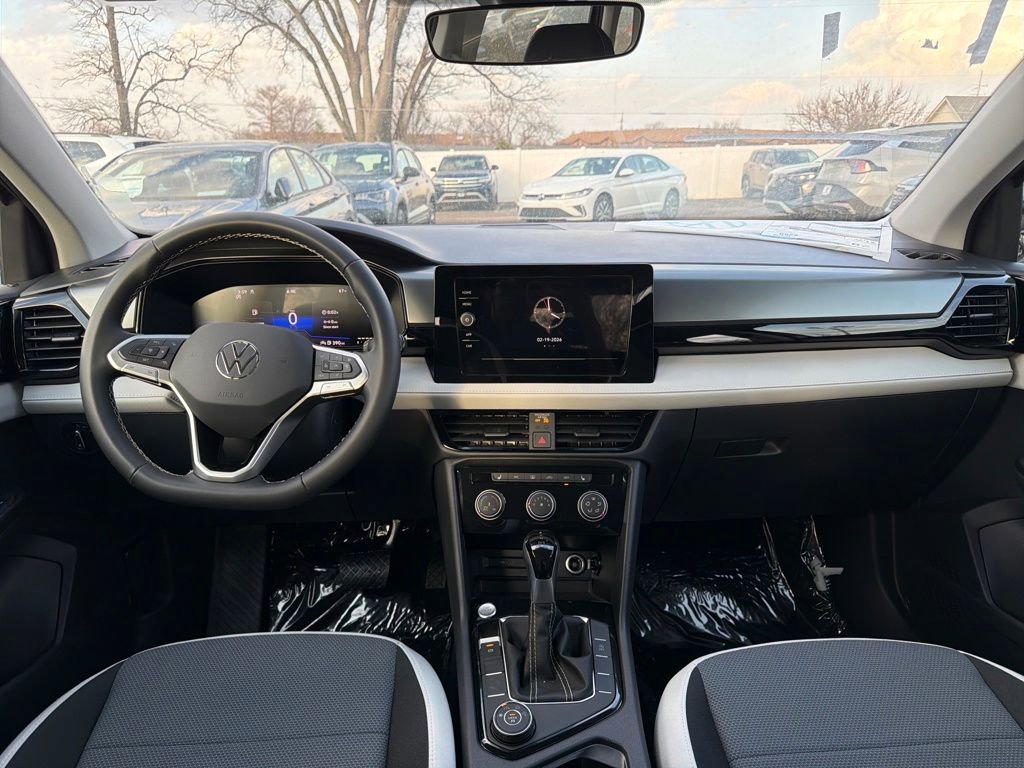 New 2026 Volkswagen Taos S image 13
