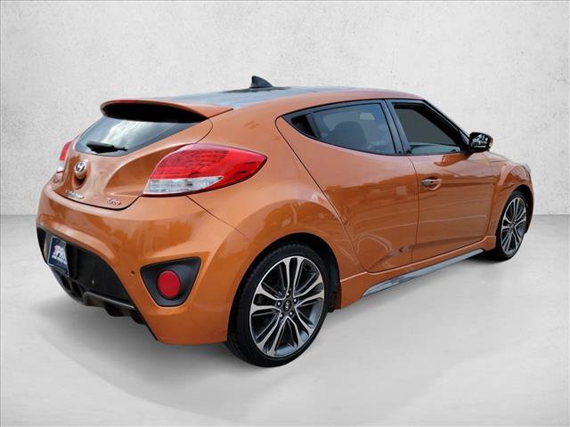 Used 2016 Hyundai Veloster Turbo w/ Option Group 04 FWD image 5