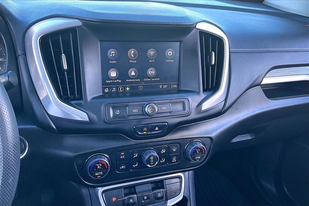 Used 2022 GMC Terrain SLE w/ Driver Convenience Package image 31