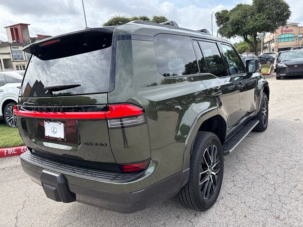 Certified 2026 Lexus GX 550 w/ Accessory Package (2T) AWD/4WD image 5