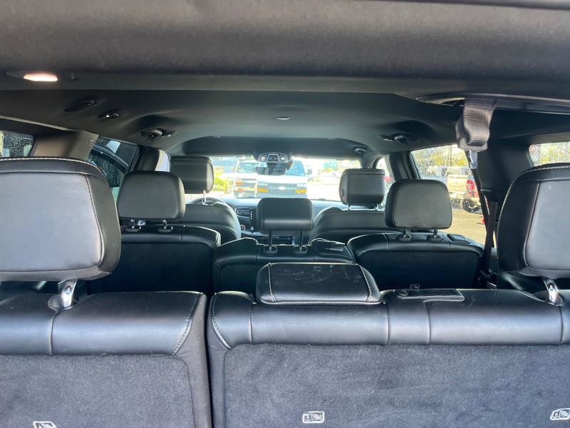 Used 2024 Jeep Wagoneer Series II w/ Flexible Seating Group image 14