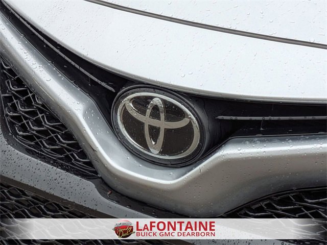 Used 2020 Toyota Camry XSE image 9