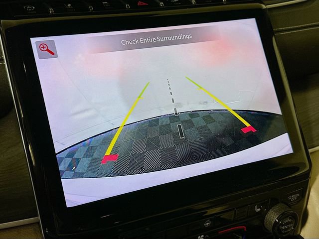 Used 2023 Jeep Grand Cherokee L Limited image 17