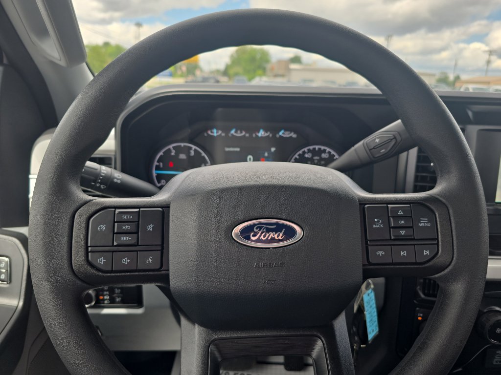 New 2025 Ford F350 XL w/ 360-Degree Camera Package image 23