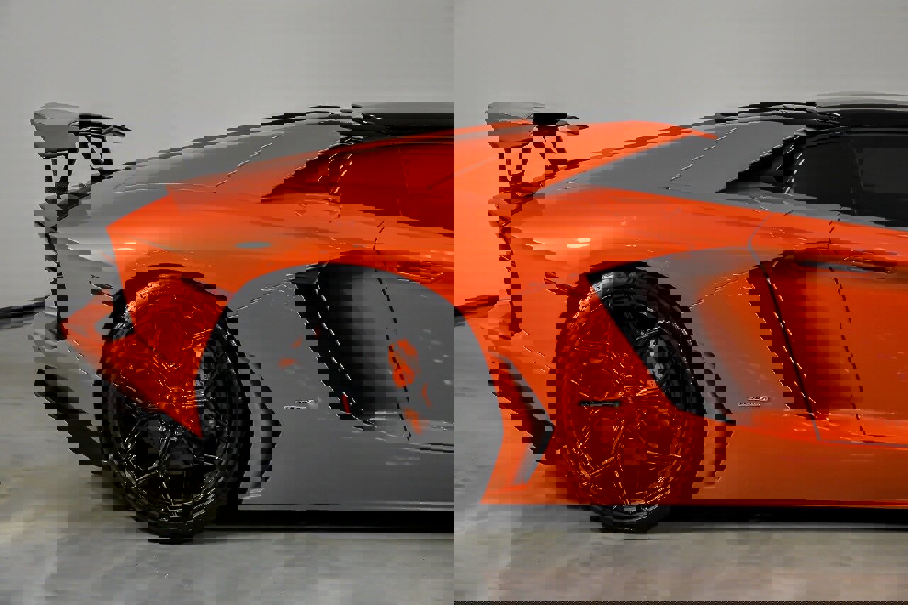 Used 2014 Lamborghini Aventador LP 700-4 image 14