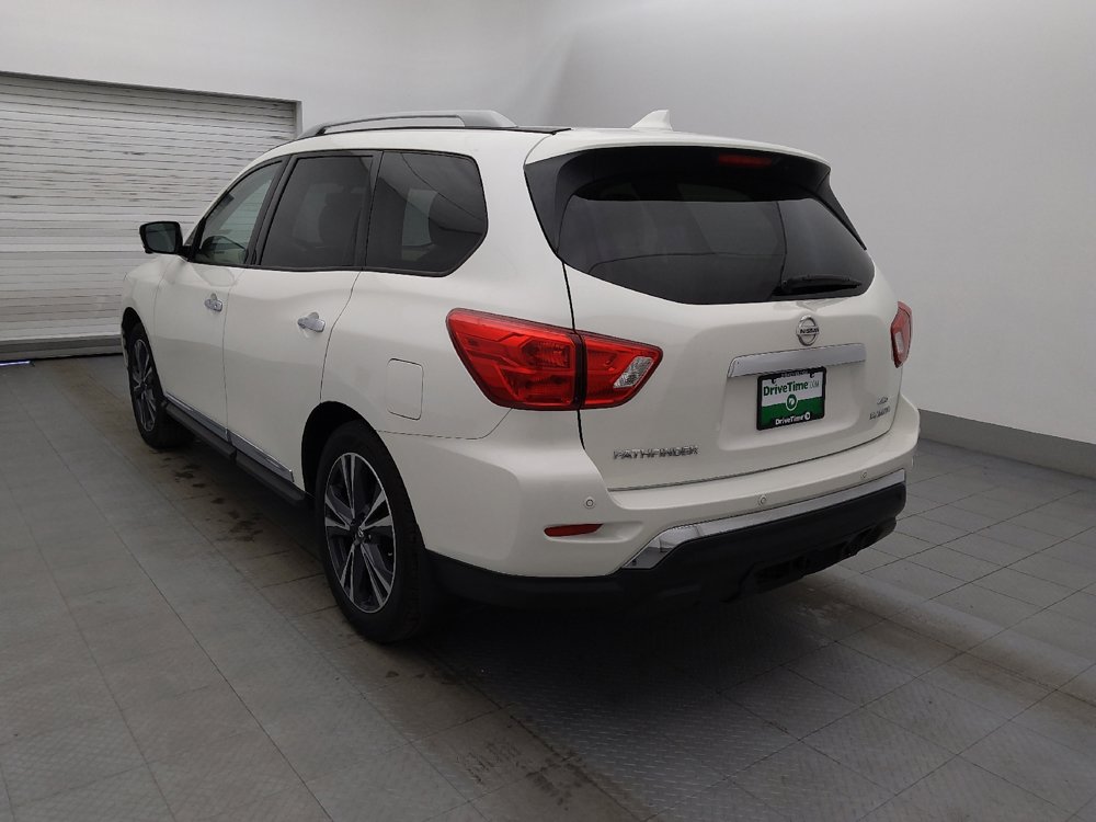 Used 2019 Nissan Pathfinder Platinum image 5