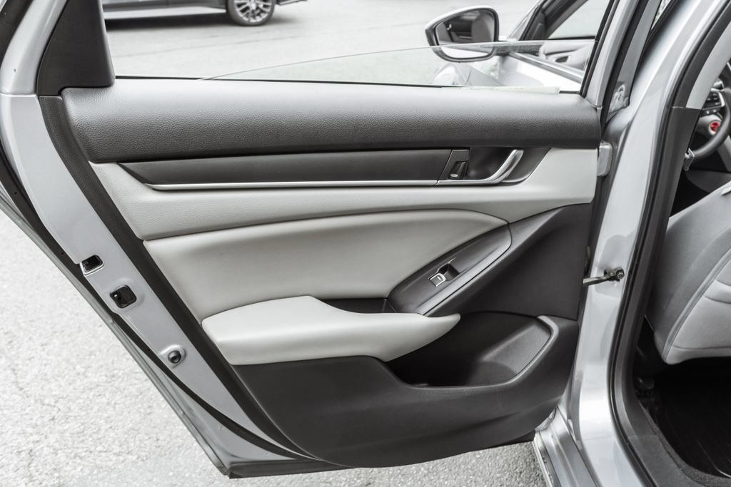 Used 2019 Honda Accord EX image 25