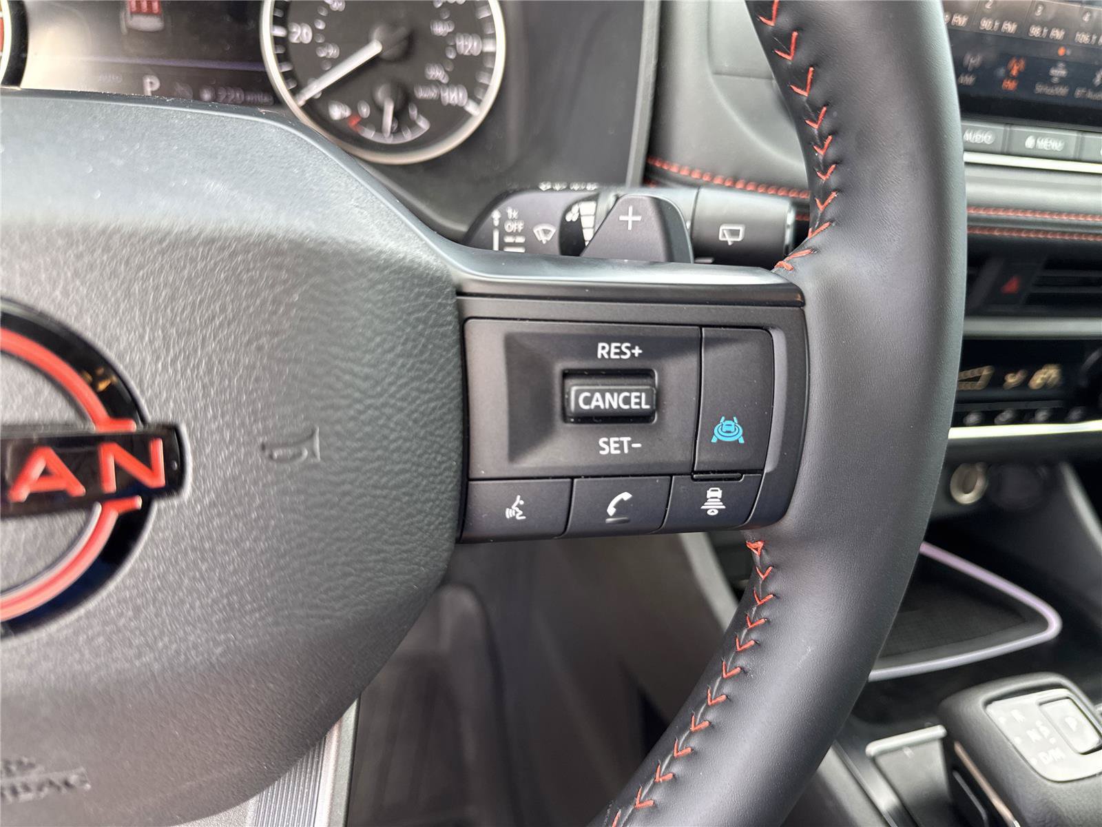 Used 2025 Nissan Rogue SV w/ Rock Creek Premium Package AWD/4WD image 21