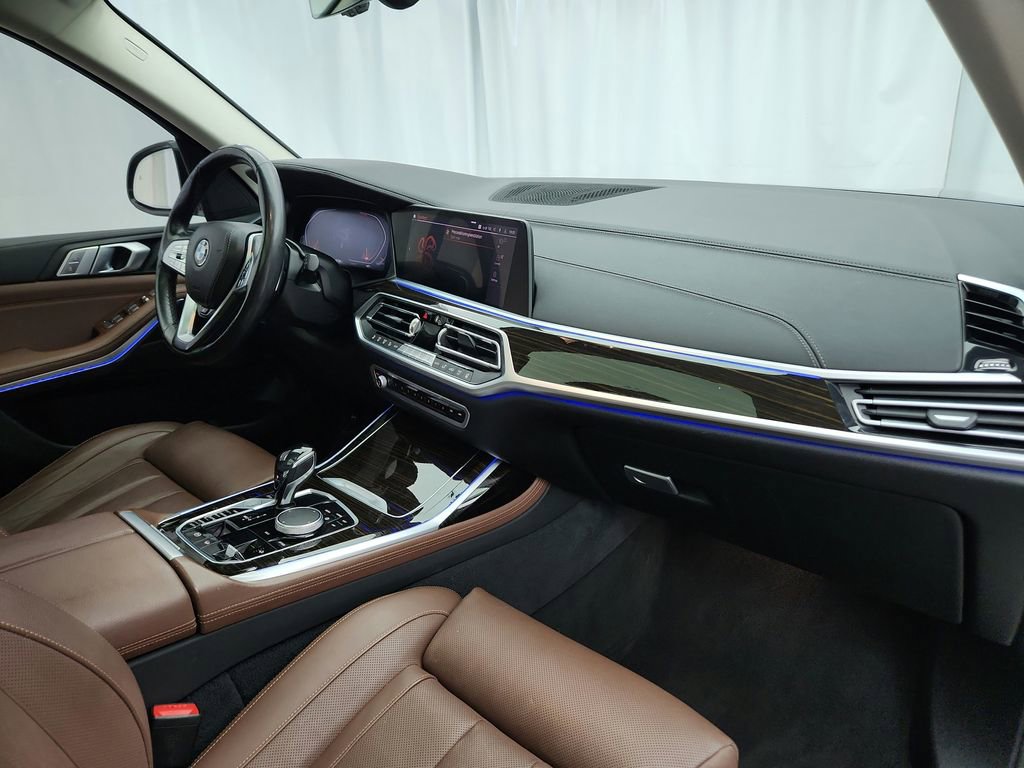 Used 2019 BMW X7 xDrive40i w/ Luxury Seating Package image 39