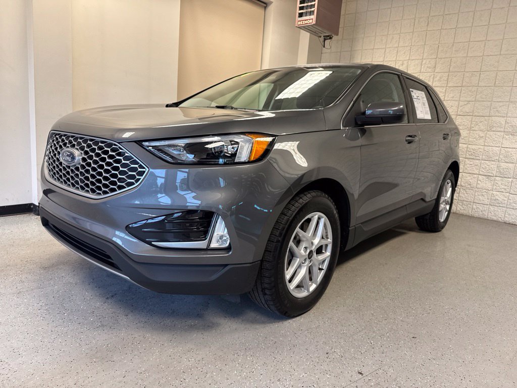 Used 2024 Ford Edge SEL w/ Convenience Package AWD/4WD image 13