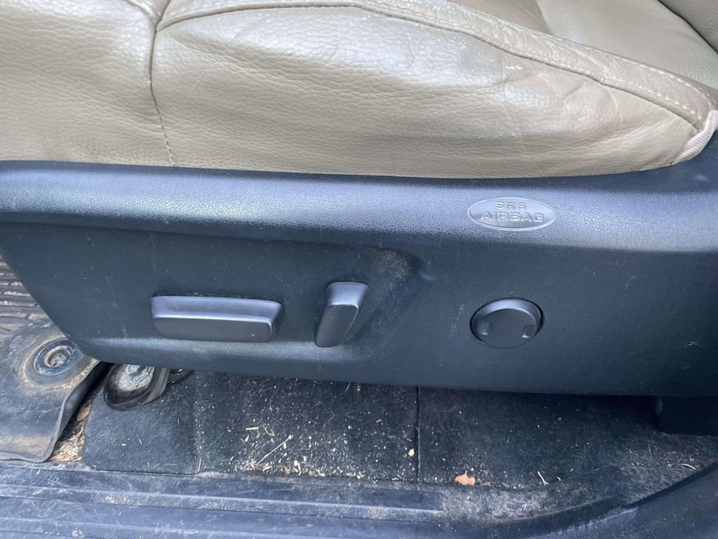 Used 2020 Toyota Tundra Limited w/ Limited Premium Package image 29