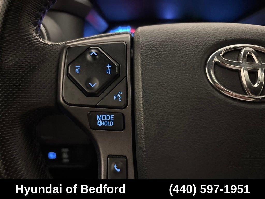 Used 2020 Toyota Tacoma TRD Sport w/ TRD Premium Sport Package AWD/4WD image 17