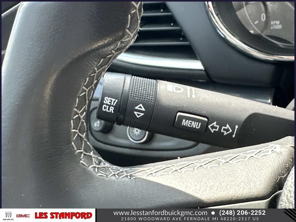 Certified 2022 Buick Encore Preferred AWD/4WD image 26