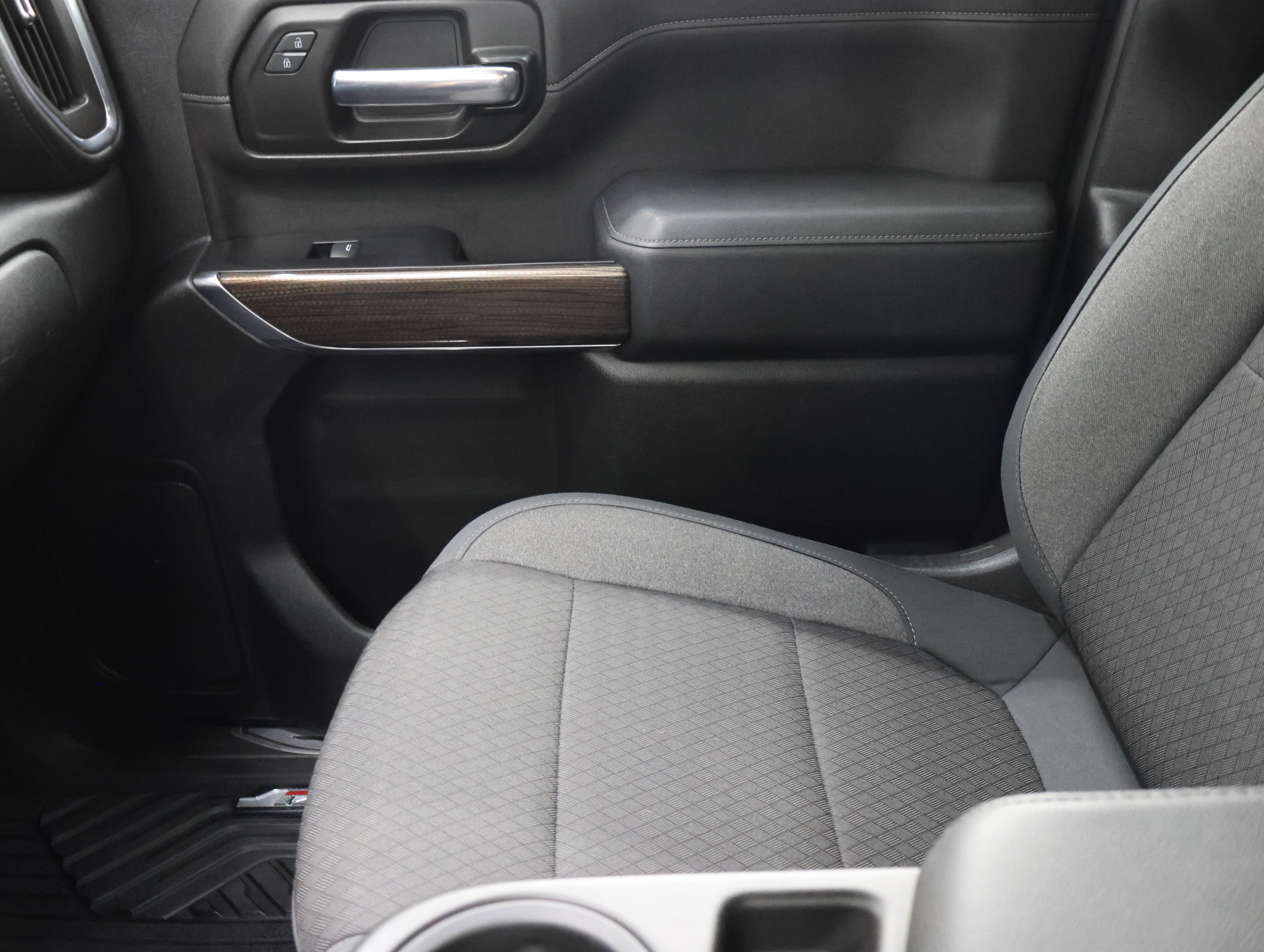 Used 2020 Chevrolet Silverado 2500 LT w/ All Star Edition AWD/4WD image 13