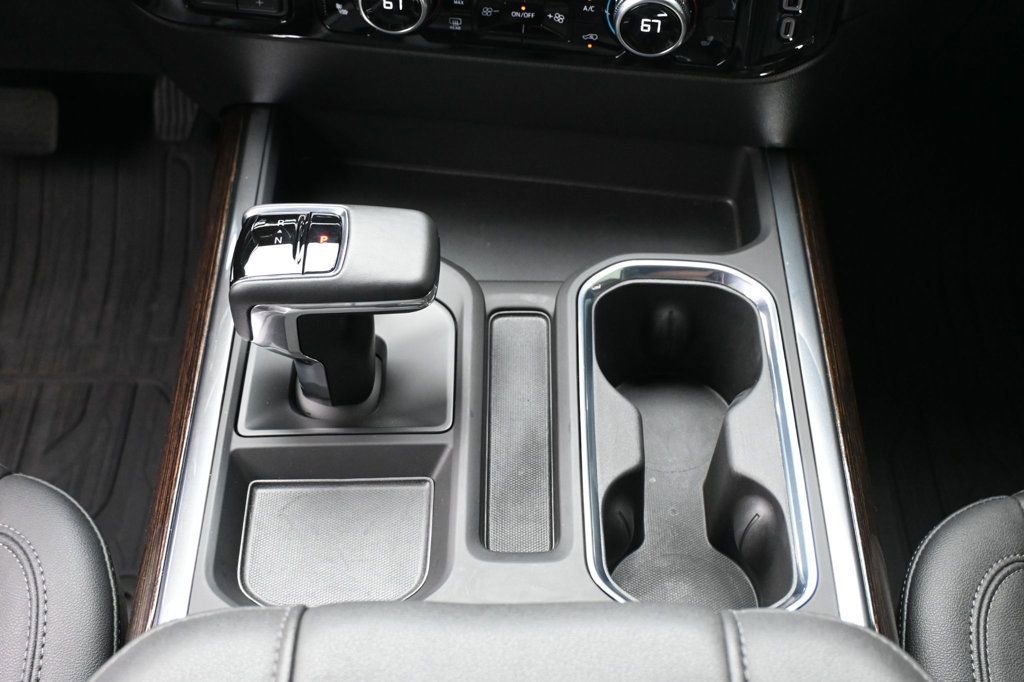 Used 2025 GMC Sierra 1500 Elevation w/ Elevation Premium Package image 16