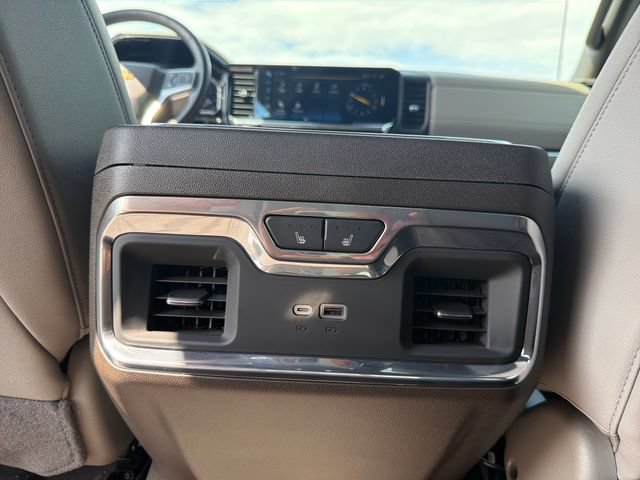 Used 2024 Chevrolet Silverado 1500 LTZ w/ LTZ Premium Package AWD/4WD image 28